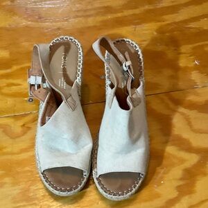 TOMS Women's Beige Espadrille Sandals
